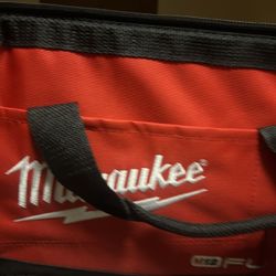 Milwaukee Tool Set And fittings 