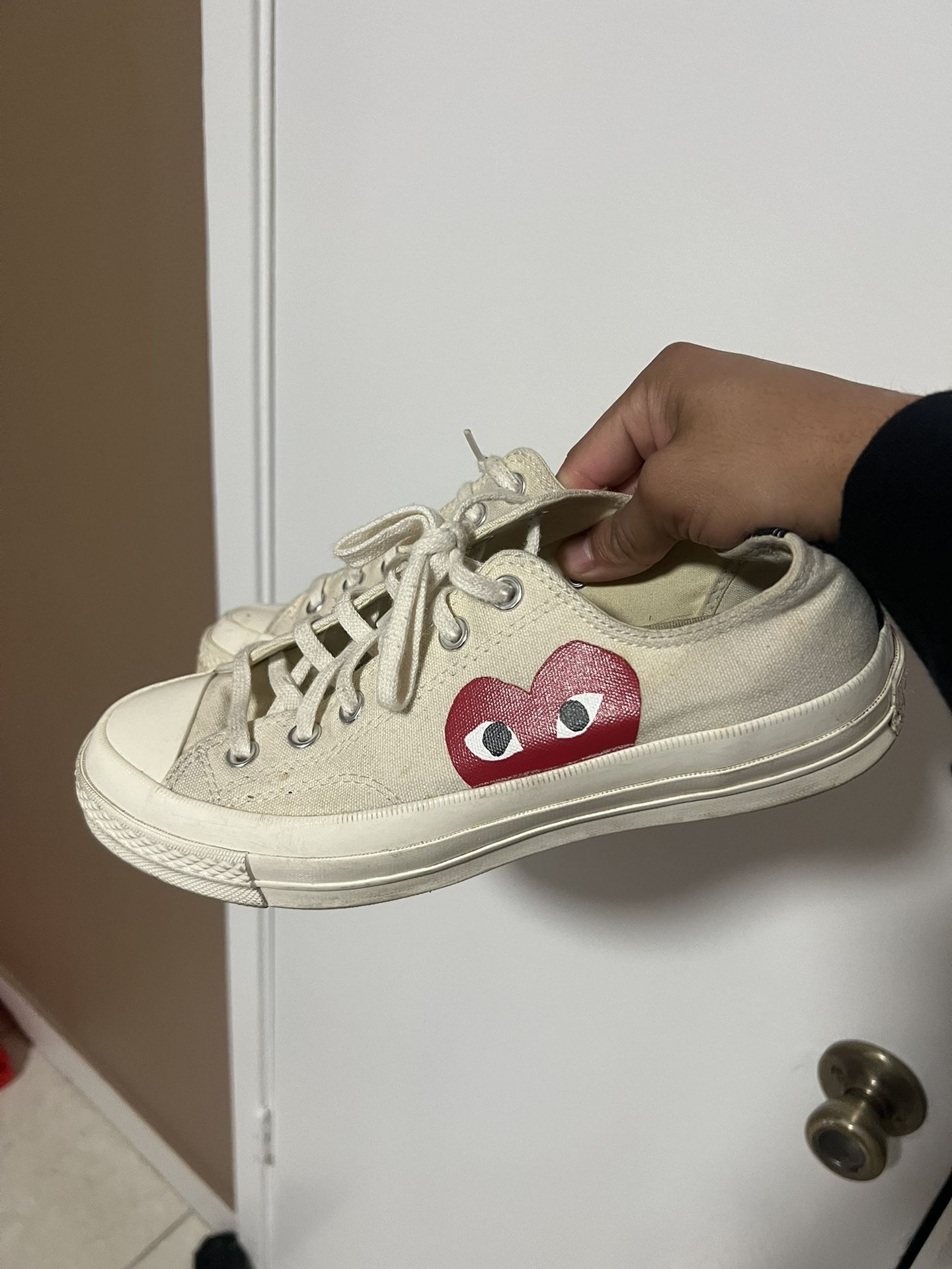 Cream CDG converse