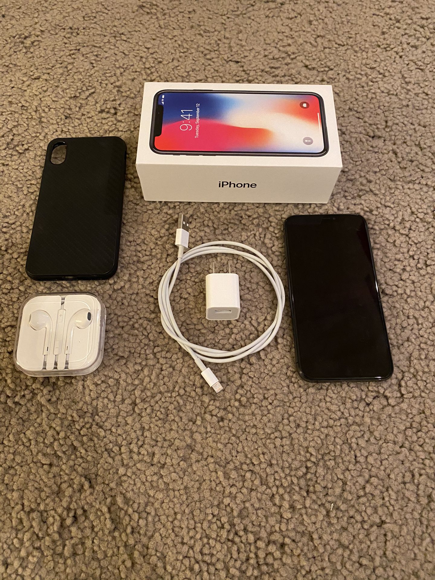 Apple iPhone X (10) 256GB Space Gray Like New