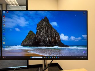 Dell P2422H 24” Monitor- Excellent Conditon