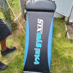 XLS Total Gym / Used Only 4 Times/ Look New