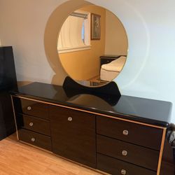 King Sized Bedroom Furniture (Mattress Not Included)