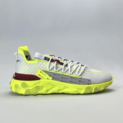 NIKE REACT ISPA Size 8.5