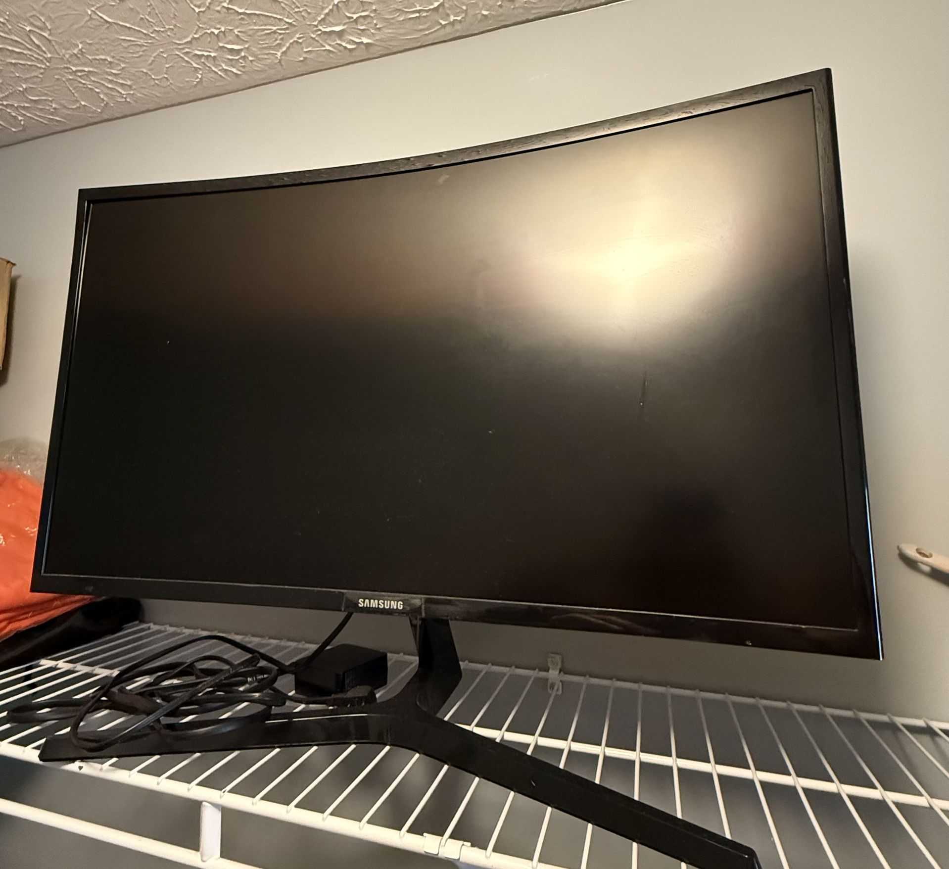Samsung Curved Monitor