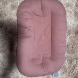 Snuggle Me Organic Pink 