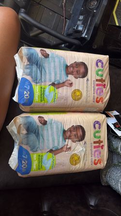 Cuties complete care size 7 diapers