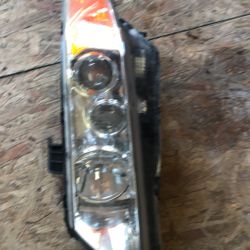 Front Left Side.   Acura Tsx 2004