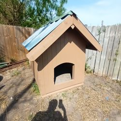 Dog house