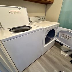 Washing Machine & Dryer Set