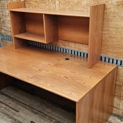 Computer Table - Crafting Table - Work Table
