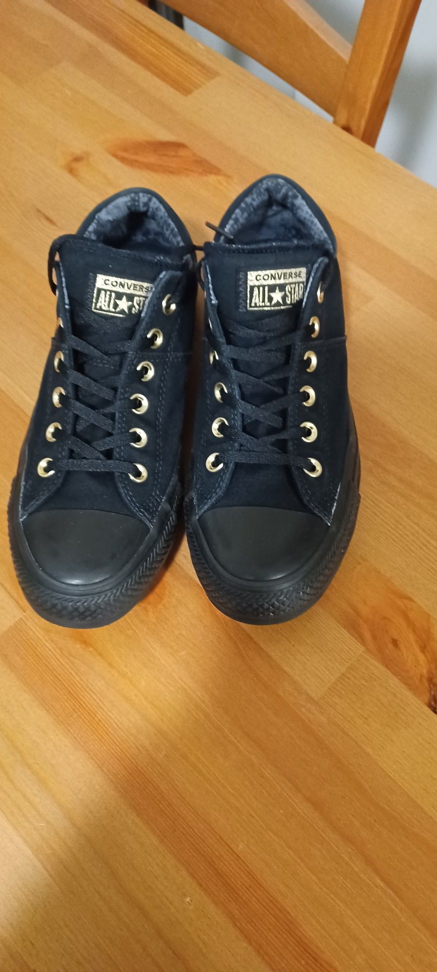 Converse All Stars Black & Gold Women's 9