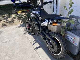 Dirt Bike 50cc New Engine 550$