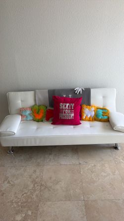 White Couch / Futon