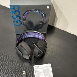 Logitech G535 Lightspeed Wireless Gaming Headset Black + USB Dongle  Open box item appears new may have been used once or twice.  Experience the ultim