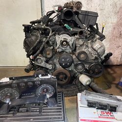 FIRM - Engine Assembly, ECU and Instrument Cluster for a 2010 Ford F-150 5.4 with 153k Miles