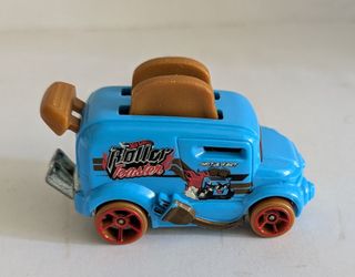 Mattel Hot Wheels Roller Toaster Blue Toy Vehicle 2016