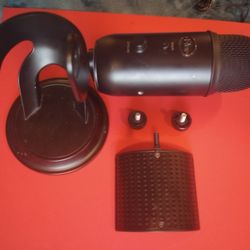 Blue Yeti USB Condenser Microphone, Black