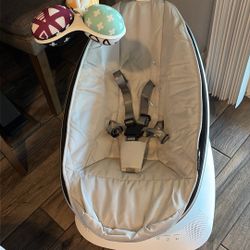 4moms MamaRoo Baby Swing