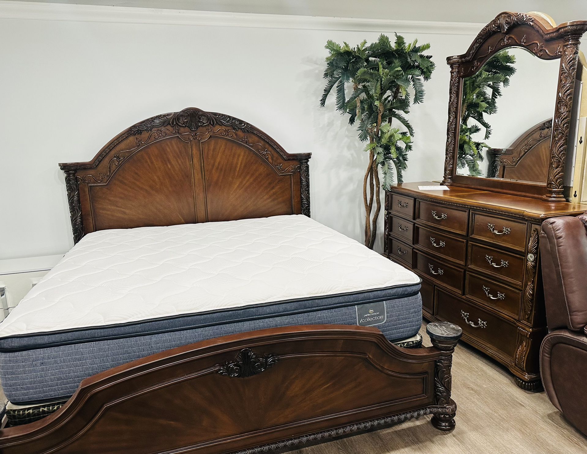 5pc Bedroom Sets starting at $599 🌟🌟Best Price Guaranteed