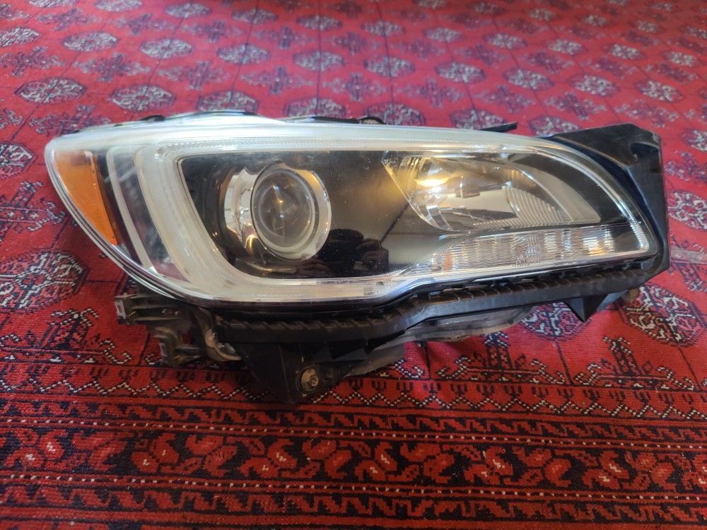 Subaru Outback Headlight