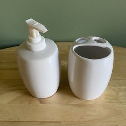 Restroom Holders And Dispenser 