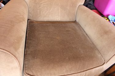 Restoration hardware single person recliner
