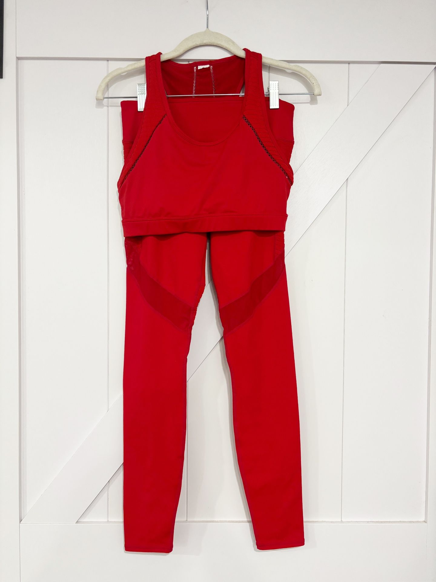 Fabletics XS two Piece Set Like New