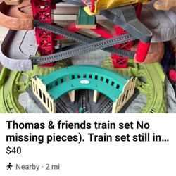 Thomas & Friends Locamotive Set