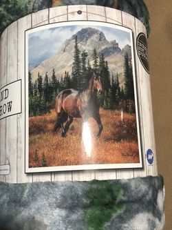 Brown Horse Rocky Mountain Heartland Plush Throw Blanket 50x60 Soft