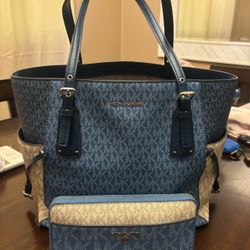 Michael Kors Matching Purse And Wallet