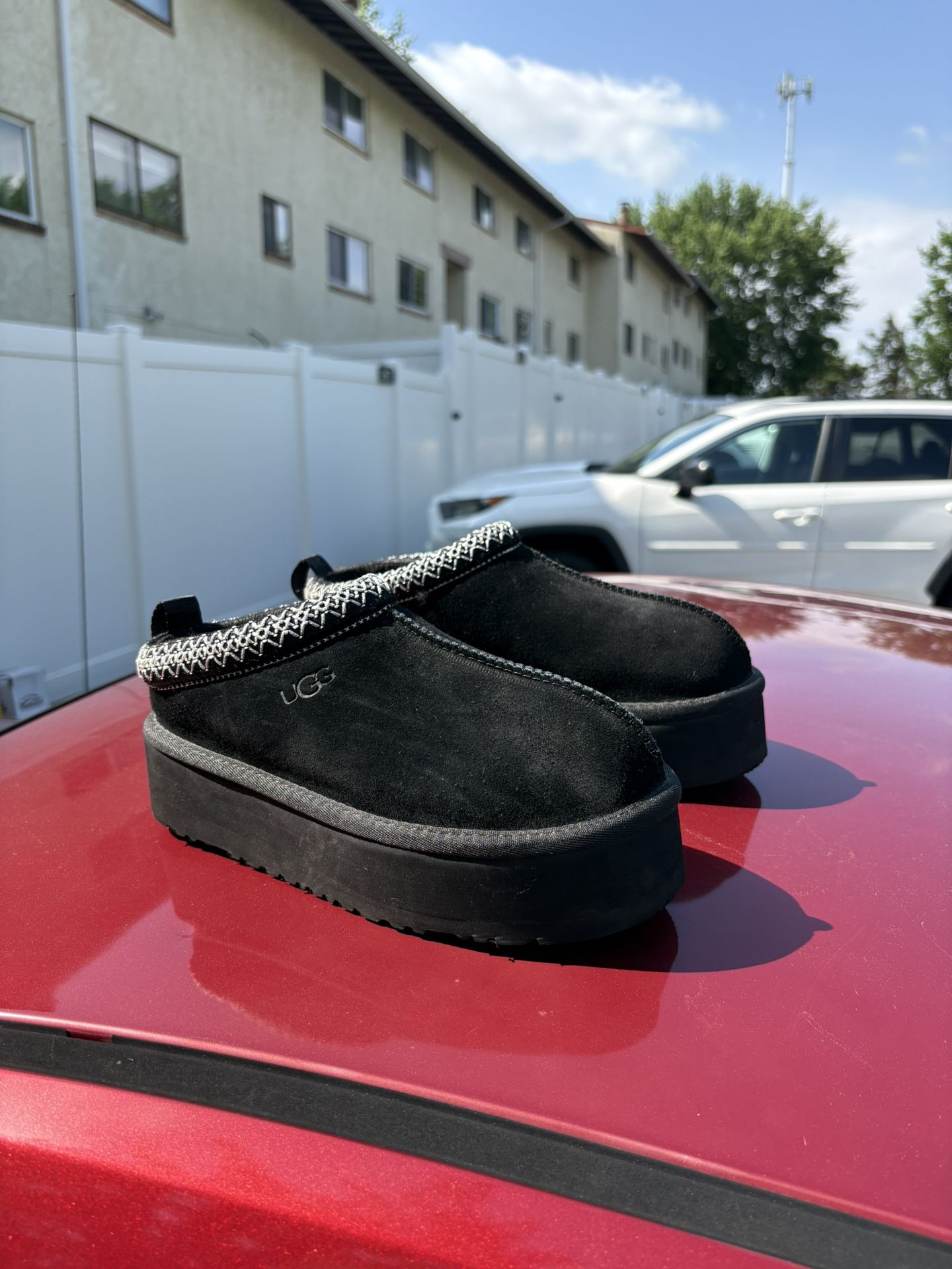 Ugg Tasman Platform
