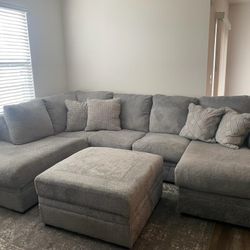 Sectional Couch and Ottoman 