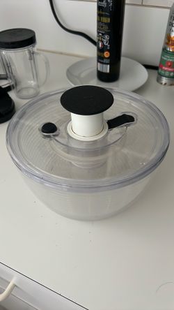 OXO Clear Salad Spinner with Push-Down Lid