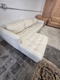 Natuzzi Editions Italian Leather Sectional
Delivery options available