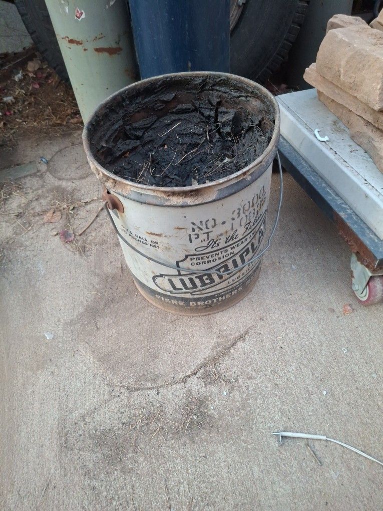 Half A 5 Gal Bucket Of Lubriplate