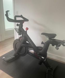 Peloton Bike+