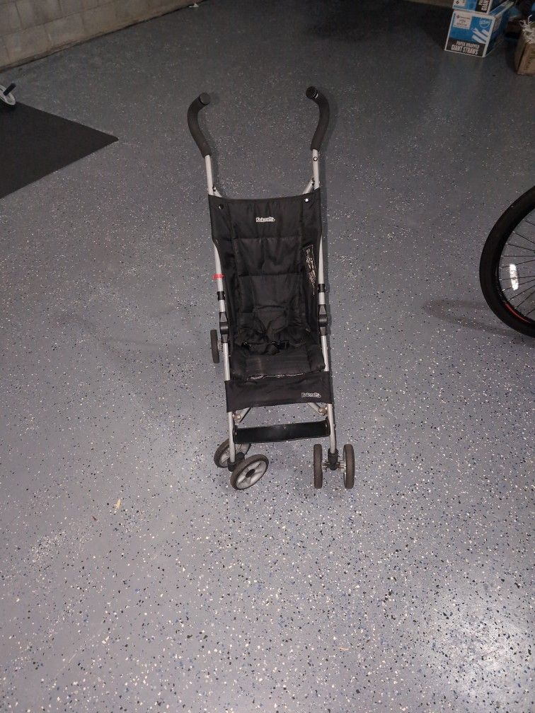Kolcraft Umbrella Stroller