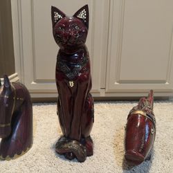 Decorative Wooden Sculptures 