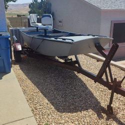Fishing Boat (no motor, trailer included)