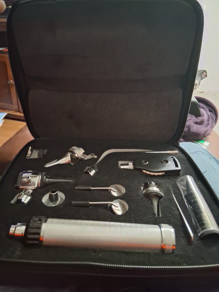 Welch Allyn diagnostic set