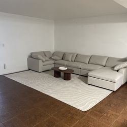 Modular sectional couch