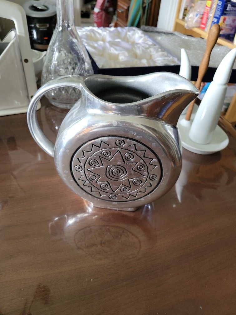 The Wilton Company Vintage Pitcher