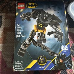 **LEGO Batman Mech Armor Set (76270) – NEW & SEALED**