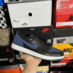 Jordan 1 Low Mystic Navy size 11 VNDS 