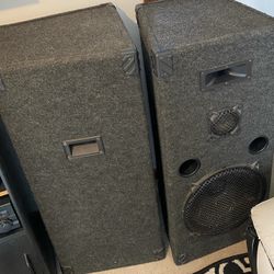 2 Sets Of Pro Studio Loud Speaker