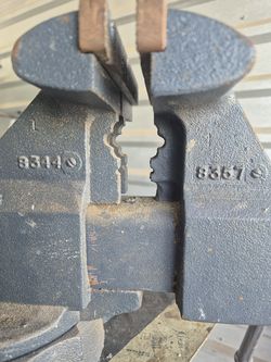 Craftsman Bench Vice