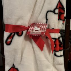 Hello Kitty Christmas Blanket 