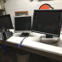 3 Computer Monitors $40 A Piece Obo
