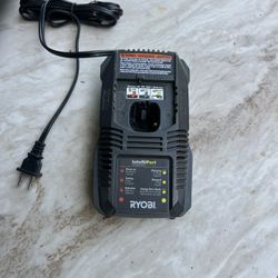 Charger Ryobi 