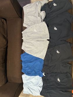 nike boys shorts size md
